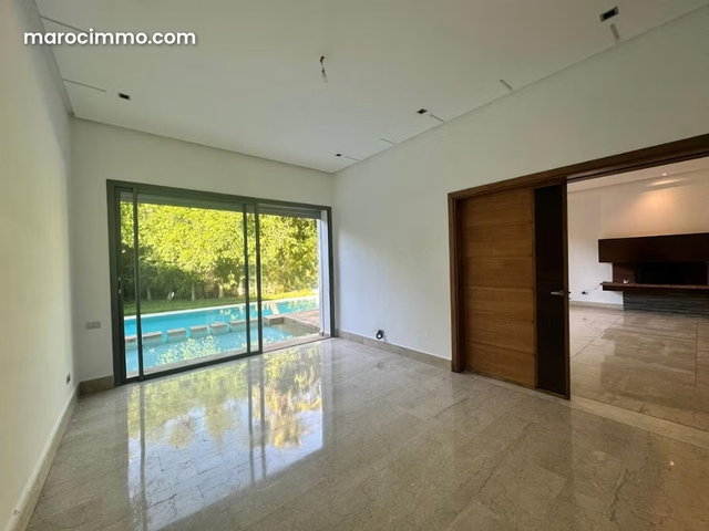 Villa a la location a ain Diab extension 45000dh — 2