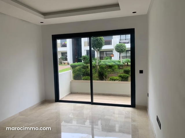 Louez cet appartement à Ville Verte. 2 chambres. Double vitrage et chauffage central — Bouskoura