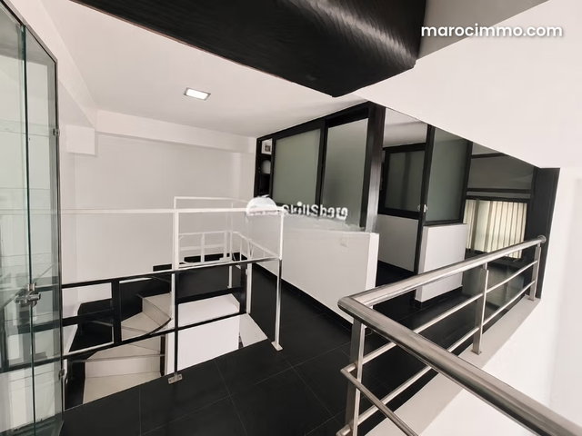 Local à vendre 3 façades – Les Hôpitaux Casablanca — 2