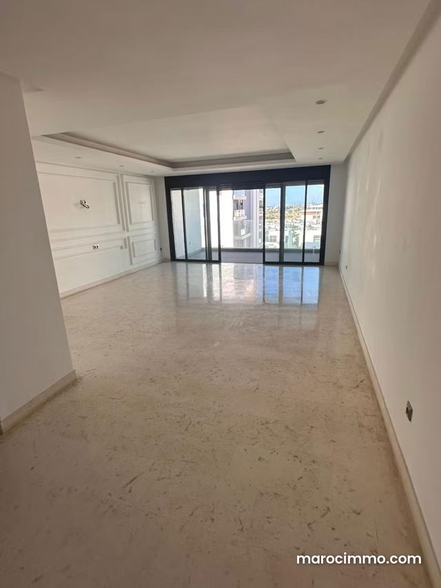 Beautiful Apartment for Rent SINDIBAD — Casablanca