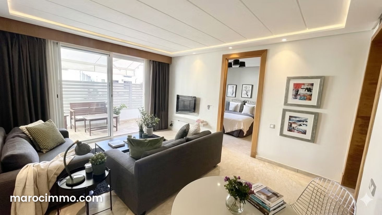 Furnished apartment with terrace for rent in Racine, Casablanca — Casablanca