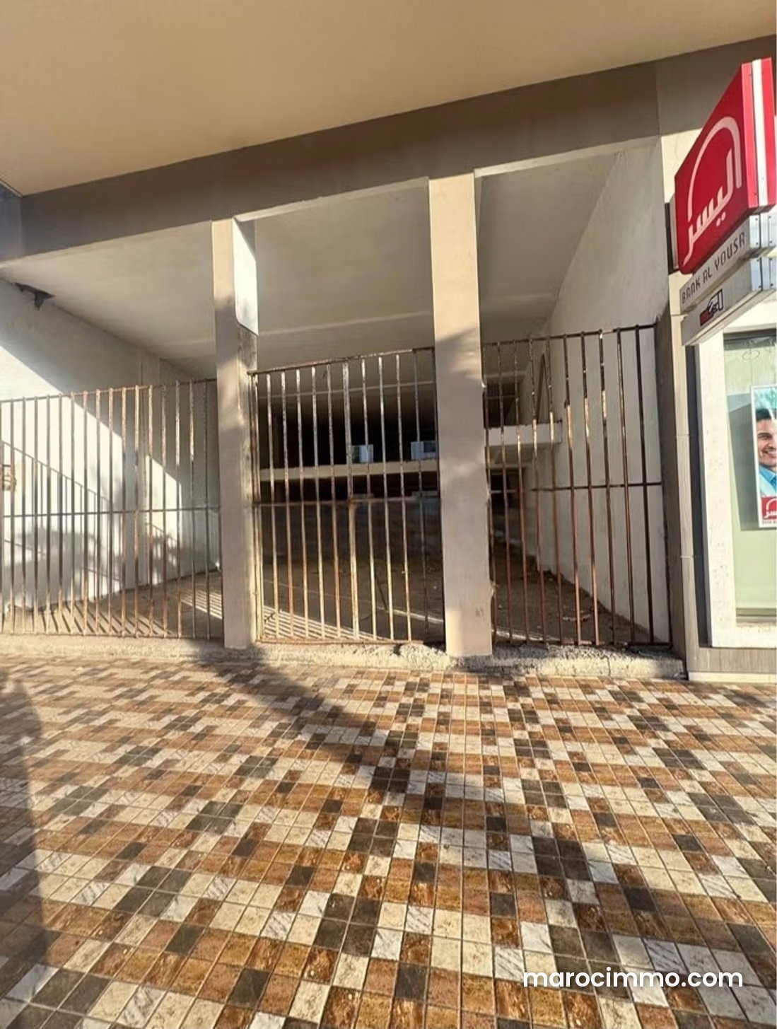 Local commercial 228 m², boulevard Corniche, El Jadida — El Jadida