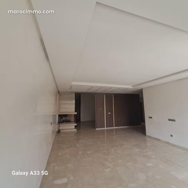 Superbe appartement à louer à Riyad. Superficie 176 m². Double vitrage et chauffage central — 5