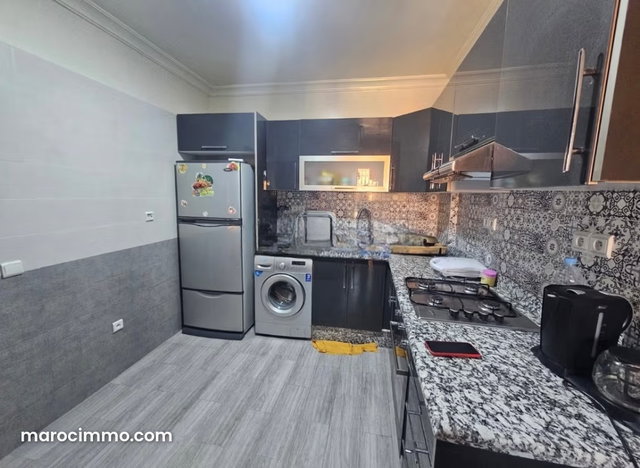 Find an apartment for rent in Guéliz. Large 85 m² space. Cave — 4