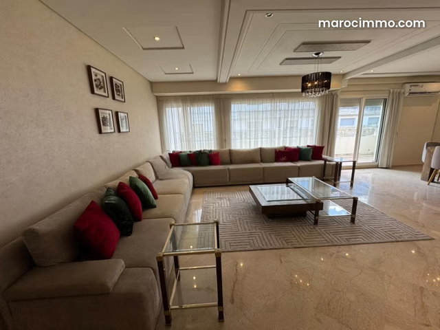 Superbe Appartement Meublé Avec Terrasse NEJMA — 2