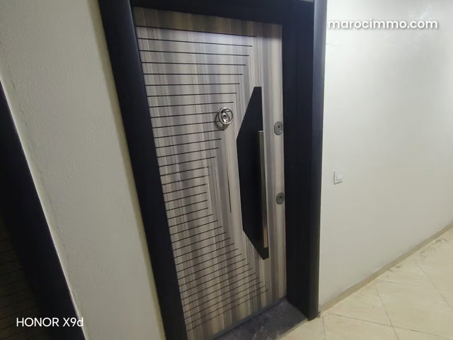 Bureau sur le bd chefchouni 6900 dh ain sebaa — 3