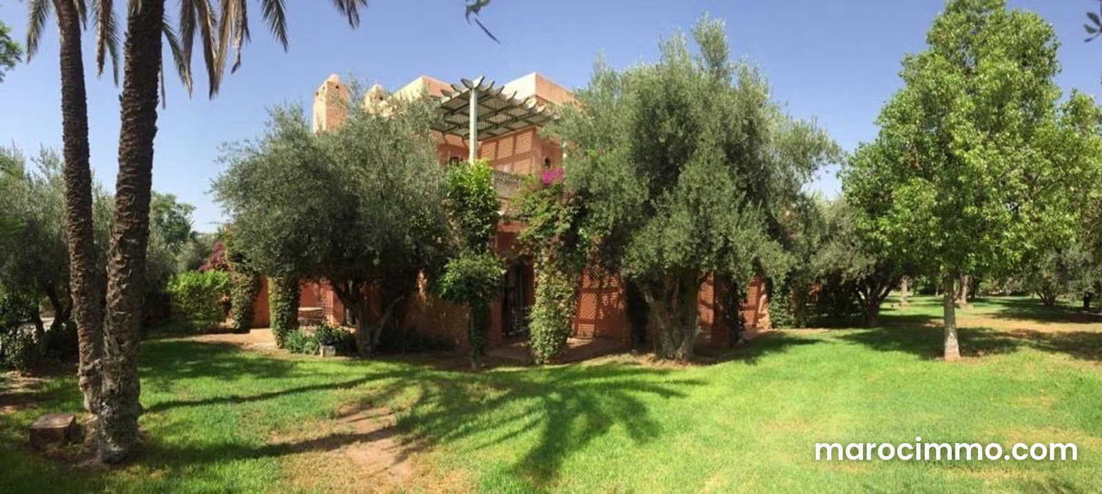 107 sqm Apartment with Large Private Garden, Palmeraie Marrakech — Marrakesh