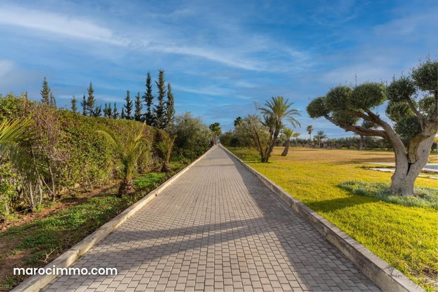 Villa et Terrain à vendre à Marrakech — 4