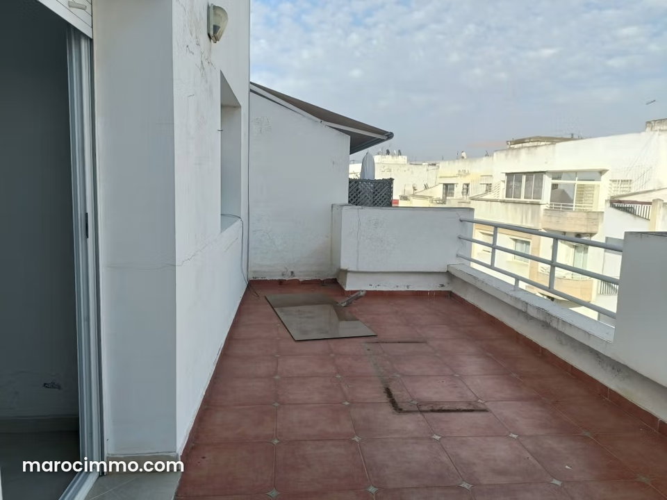 Appart 3p vide à agdal avec terrasse