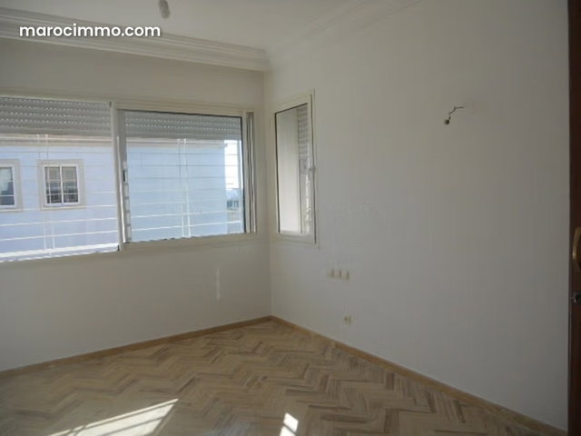 Villa a louer a DAR BOUAZZA — 4