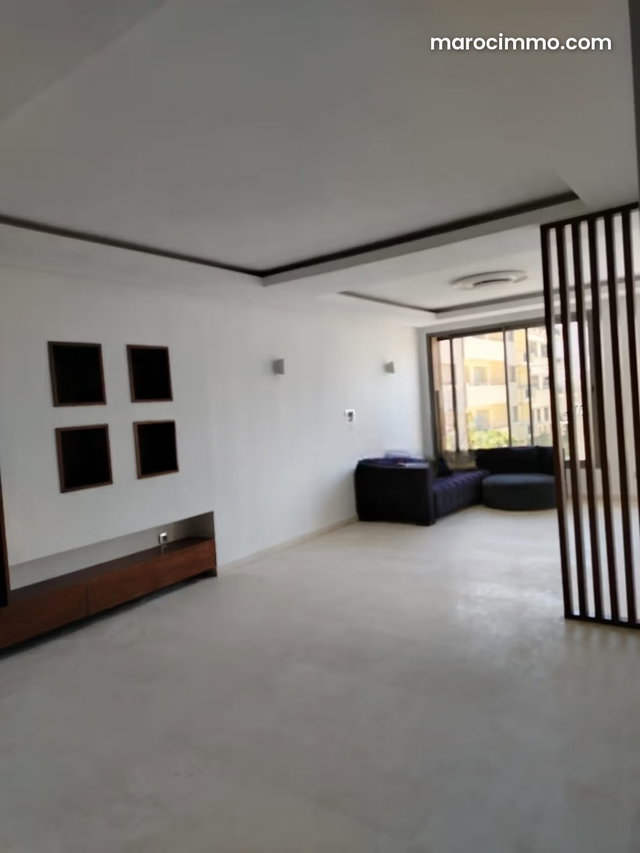 Appartement a la location vide a Gauthier 17000dh — 4
