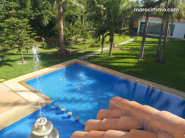 Très bel appartement en location à Souissi. 4 pièces. Bien meublé — 5