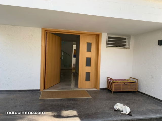 Magnificent house for rent in Souissi, fully renovated — Rabat