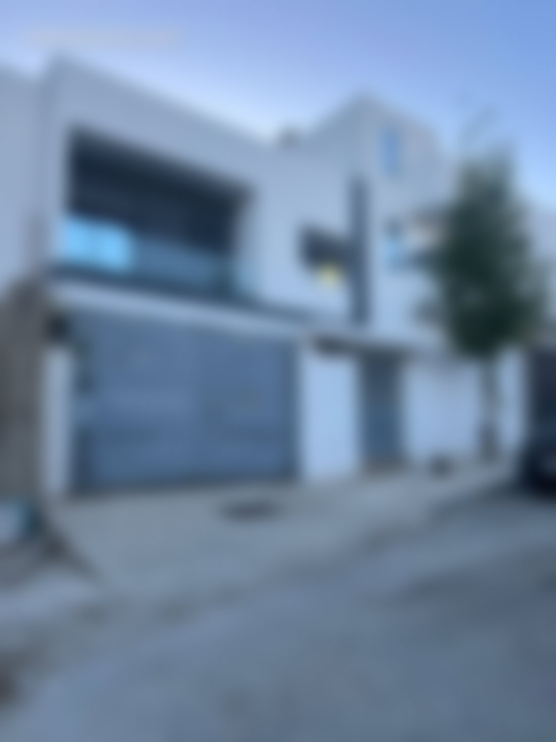 فيلا عصرية بمسبح خاص للبيع بحي منار في طنجة