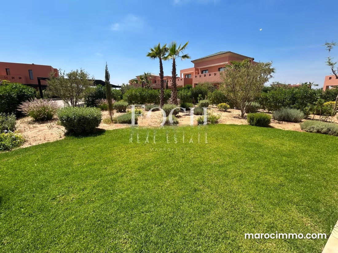 200 m² Villa with Pool and Garden, Fes Road, Marrakech — Marrakesh