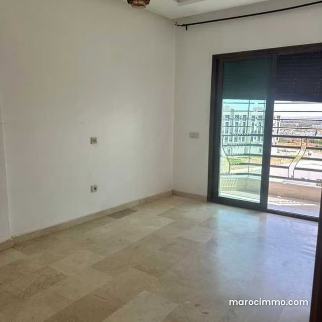 Appartement à Vendre de 132.0 m² à Casablanca, Lissasfa — 4