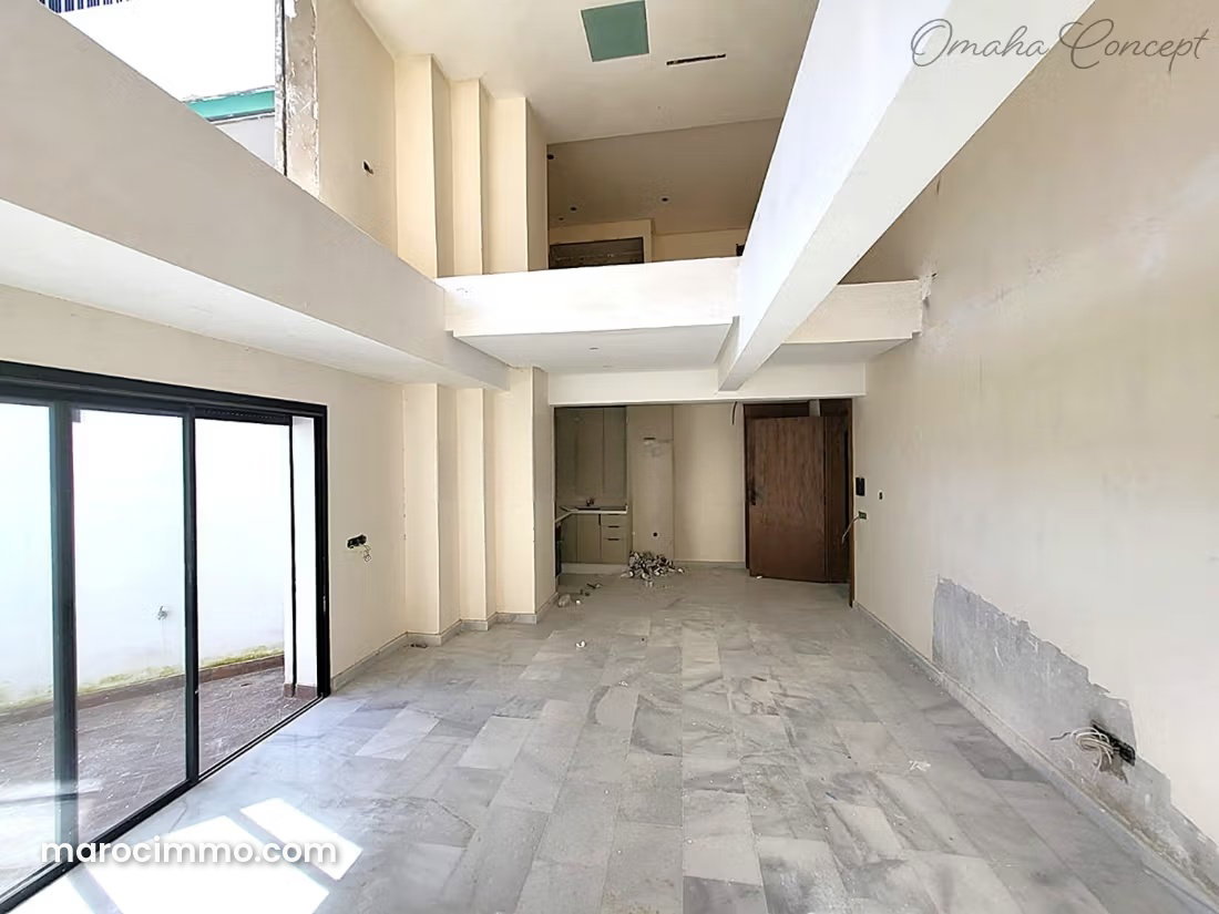 New 52 sqm Duplex, Palmier, Casablanca, Terrace and Upscale Finishes — Casablanca