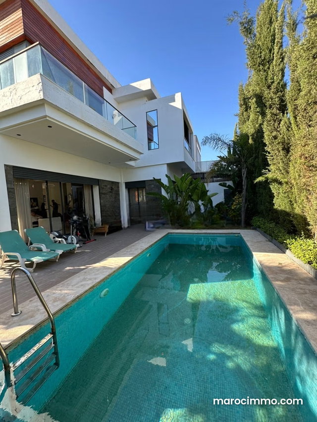 Exceptional Villa for Sale – Green City Bouskoura — 2