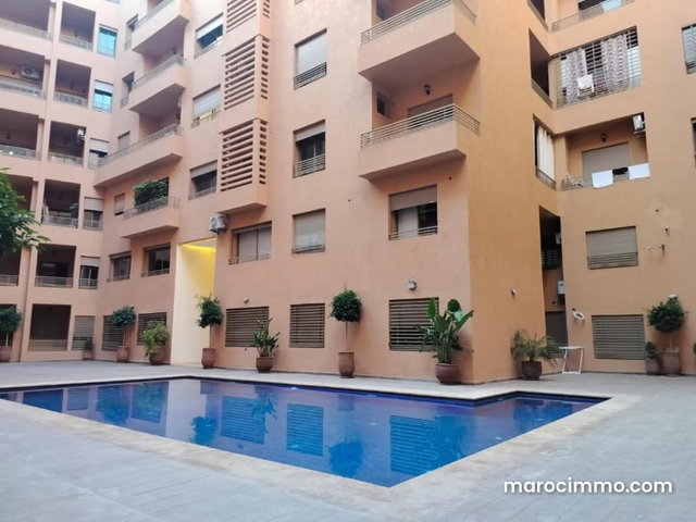 Beautiful 2-Bedroom Apartment with Pool — 3