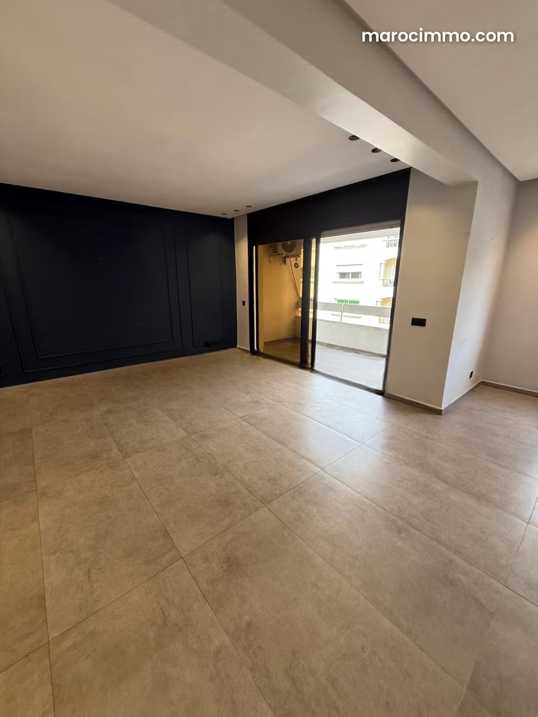 165 m² Apartment, 3 Bedrooms for Rent, Racine, Casablanca — Casablanca