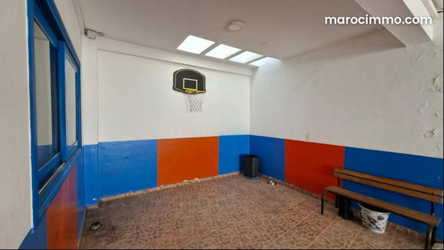 Immeuble 700 m² en zone immeuble R3 — 3