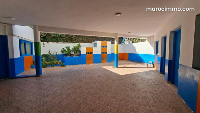 Immeuble 700 m² en zone immeuble R3 — 4
