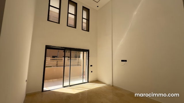 Appartement duplex 3 chambres à l’hivernage résidence avec piscine — 3