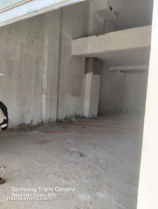 Magasin à vendre bien placé à Hay Mohammadi Islane — 4