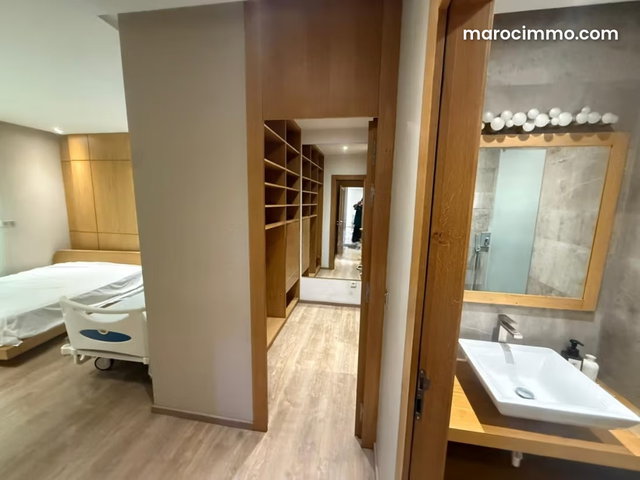 Appartement meublé – Quartier Hôpitaux — 2