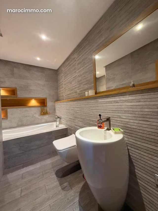 Appartement meublé – Quartier Hôpitaux — 5