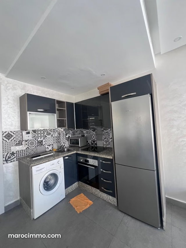 Bel appartement en location à Racine. 3 grandes pièces. Bien meublé — 4