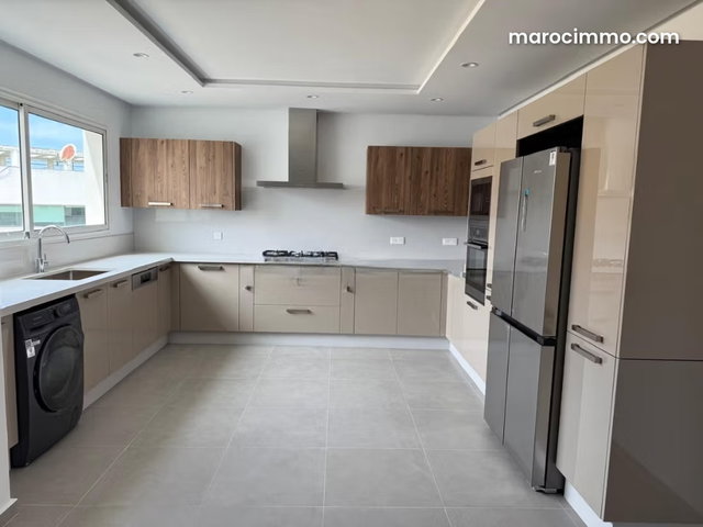 Très bel appartement en location à Racine. 3 chambres agréables. Chauffage central et porte blindée — 3