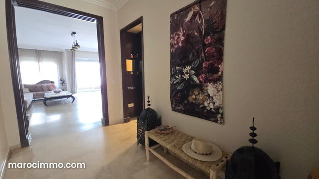 Luxurious Apartment in Golden Triangle — 4