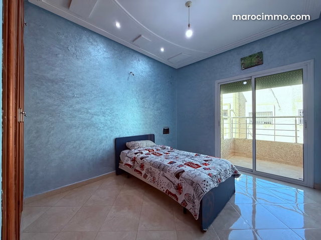 Appartement de vacances à louer en Centre. Surface de 100 m². Système de parabole et résidence sécurisée — 5