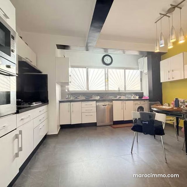 Appartement à Vendre de 127.0 m² à Casablanca, Hopitaux — 5