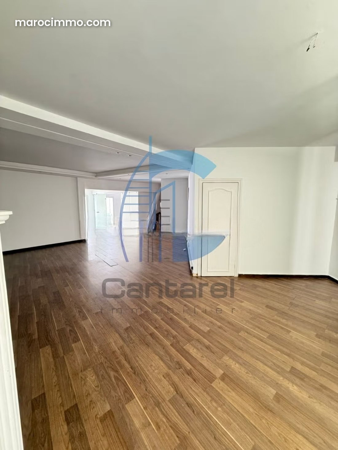 150 m² Commercial Space for Rent in Racine, Casablanca — Casablanca