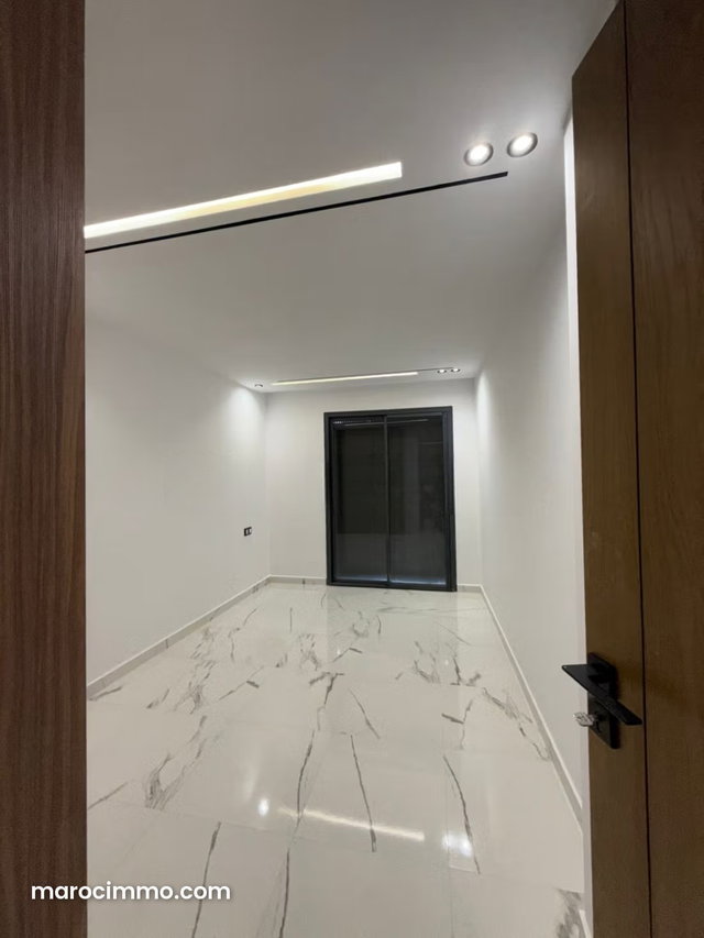 Fantastic Apartment for Sale in Martil. 2 Excellent Bedrooms. Equipped Kitchen — 5