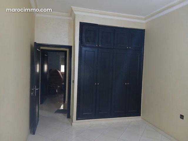 Appartement tres propre quartier drissia — 4