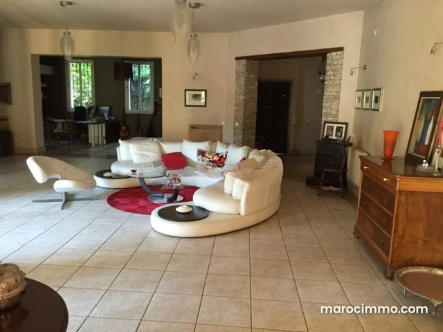 Luxurious Villa for Sale in California, Morocco. 4 Bedrooms. Large Pool — 2