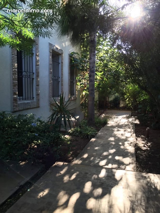 Luxurious Villa for Sale in California, Morocco. 4 Bedrooms. Large Pool — 5