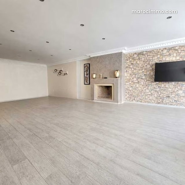 Appartement à Vendre de 206.0 m² à Casablanca, Racine — 2