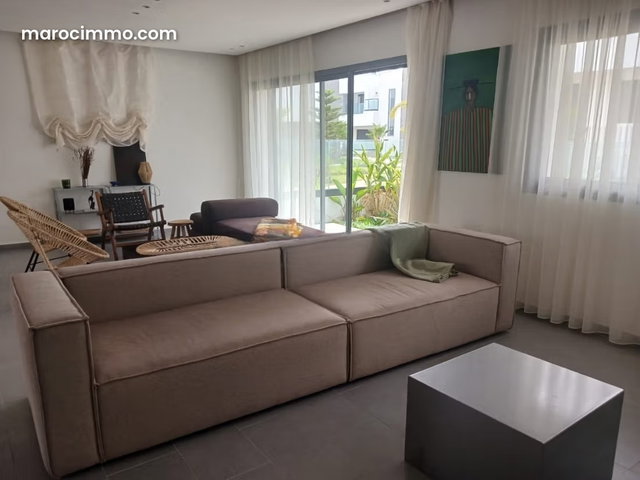 Un magnifique duplex meublé à louer — 2