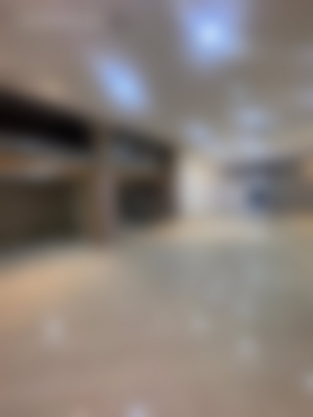 محل تجاري بارز للكراء بحي المعاريف في الدار البيضاء — 4