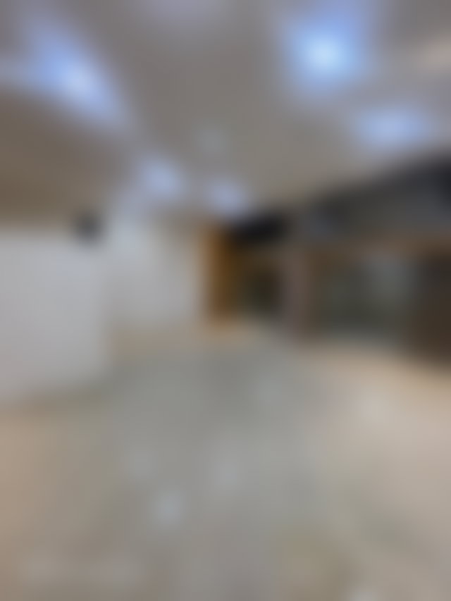 محل تجاري بارز للكراء بحي المعاريف في الدار البيضاء — 2