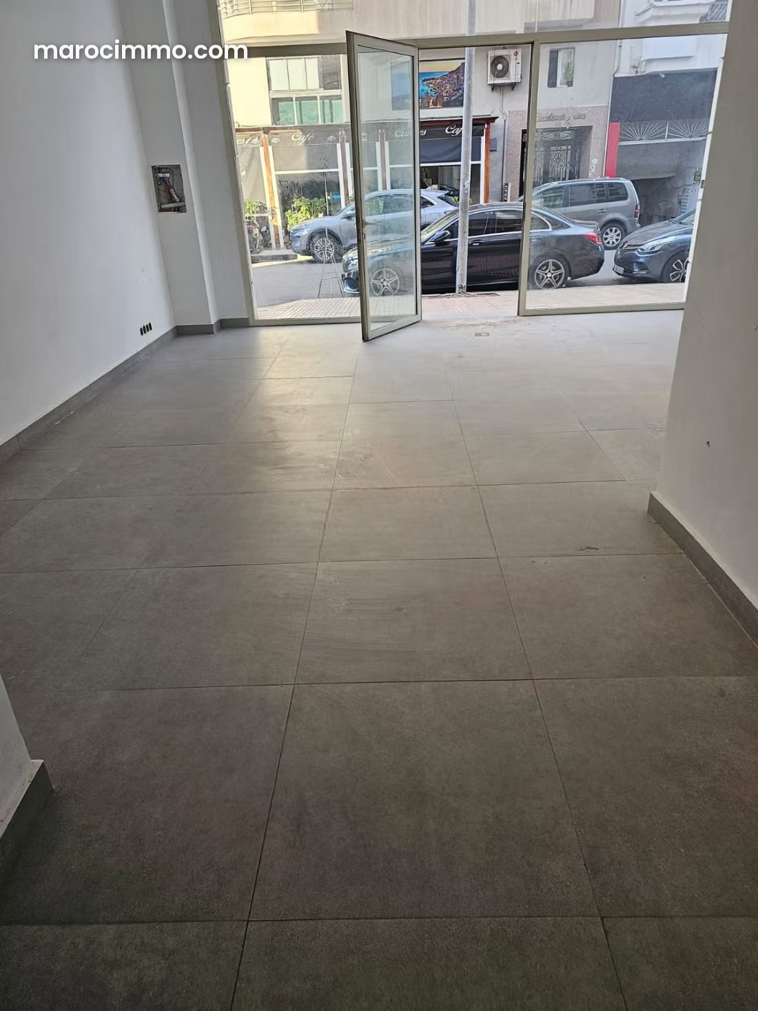 Local commercial 85 m² à louer Quartier des Hôpitaux Casablanca — Casablanca