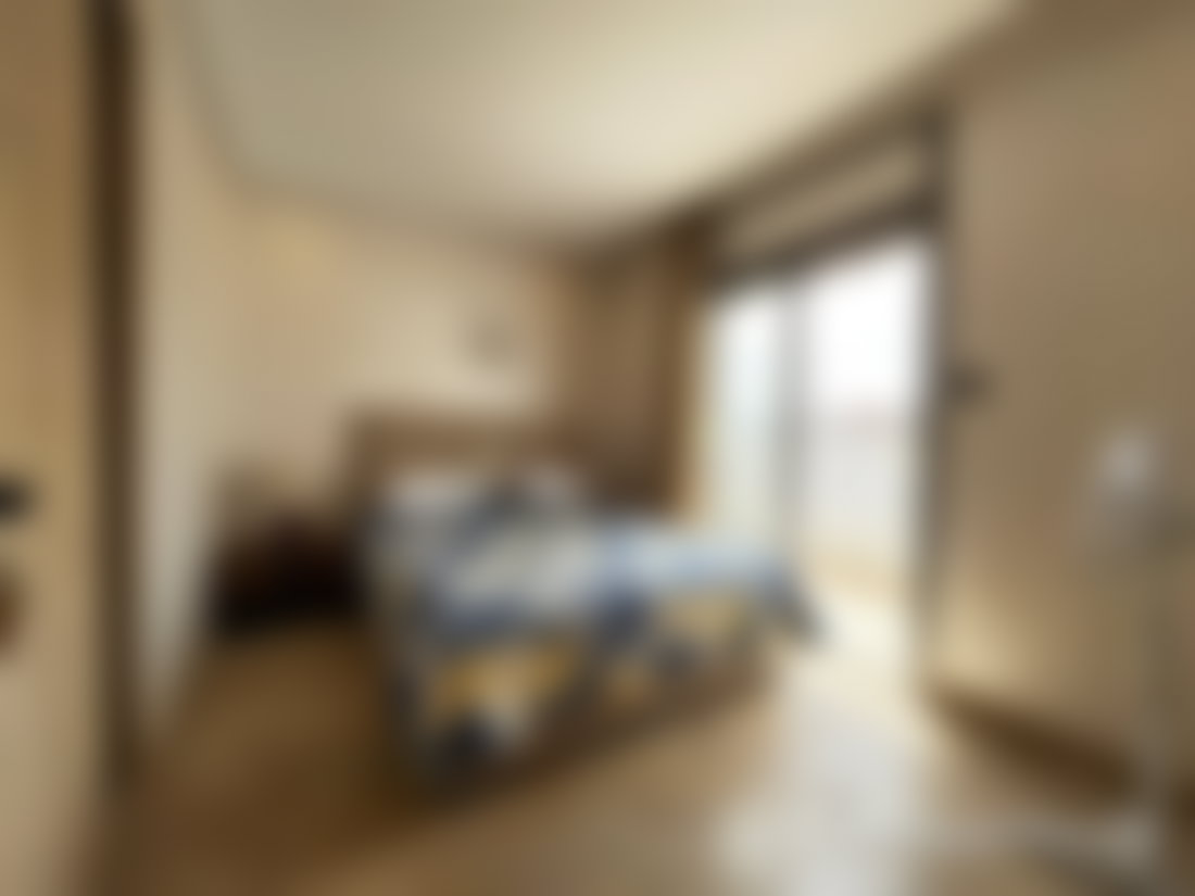 Top-Floor Furnished Apartment with Terrace in Racine, Casablanca