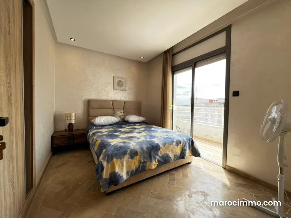 Bel appartement meublé à louer sur Racine