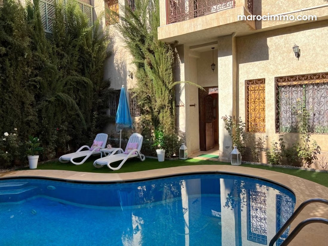 350 m² Villa with Swimming Pool and Garden, Hay Targa, Marrakech — Marrakesh