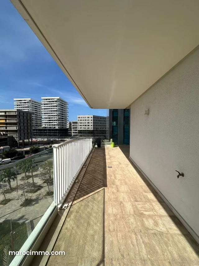 Studio neuf casa finance city cfc à louer — Casablanca