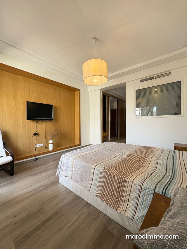 Bel appartement a vendre sur triangle d'or — 5
